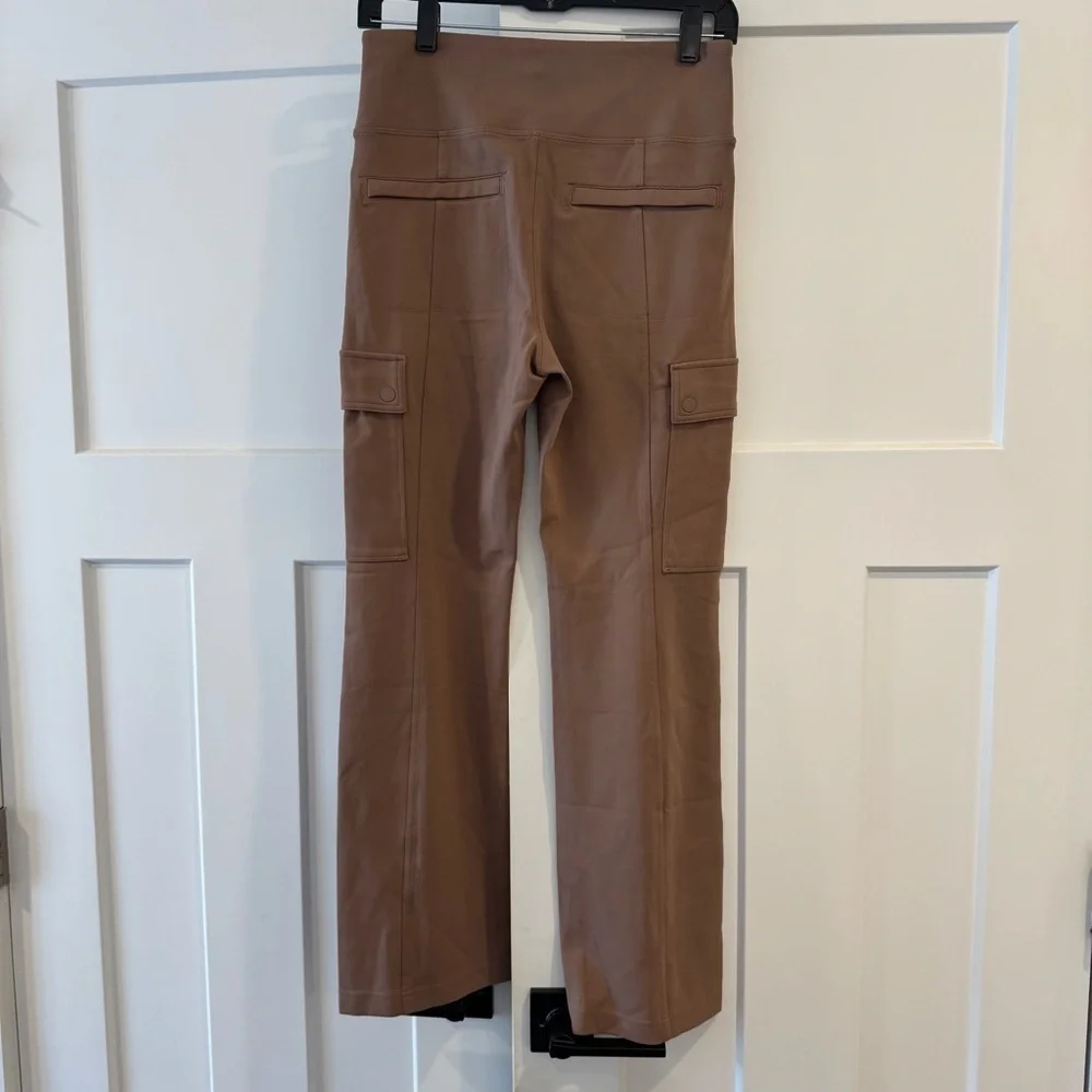 Athleta Delancey Straight Cargo Pant, Rustic Beige, Size Small